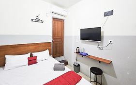 RedDoorz at Pucang Anom Timur Surabaya